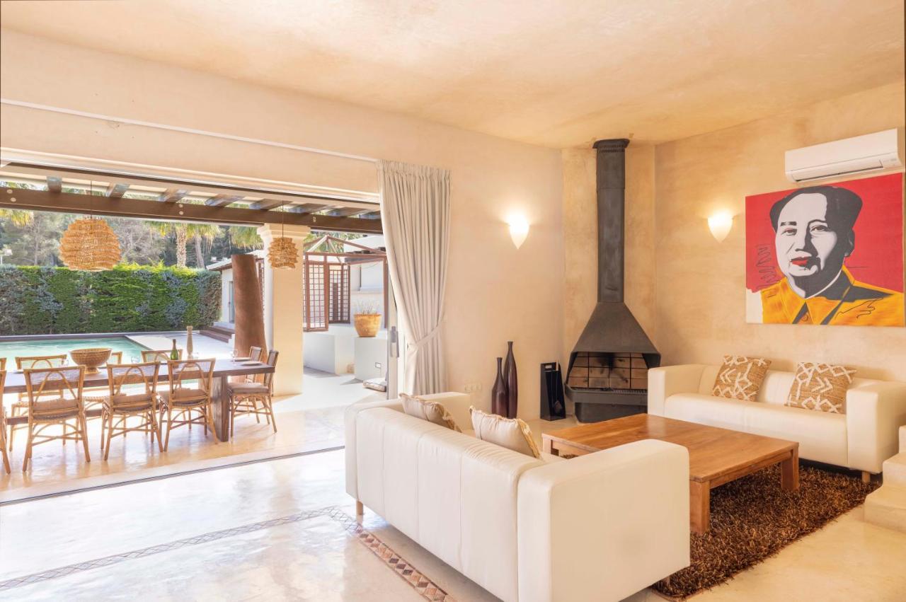 Oasis Villas Complex Cala Llonga  Esterno foto