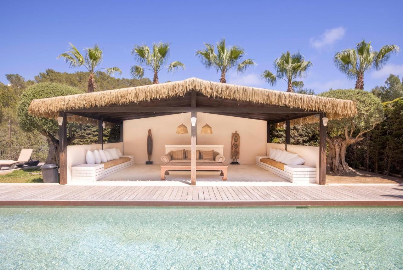 Oasis Villas Complex Cala Llonga  Esterno foto