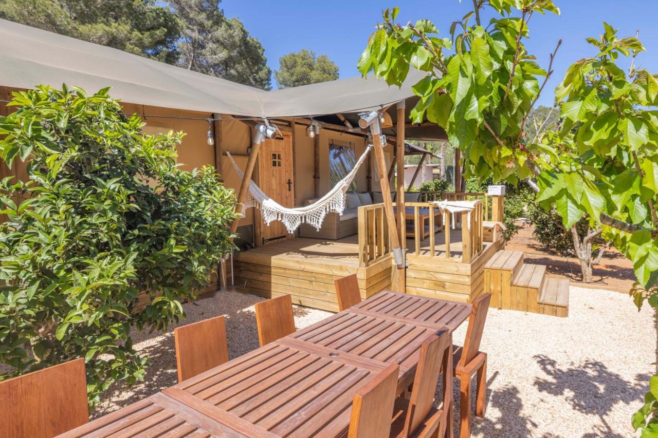 Oasis Villas Complex Cala Llonga  Esterno foto