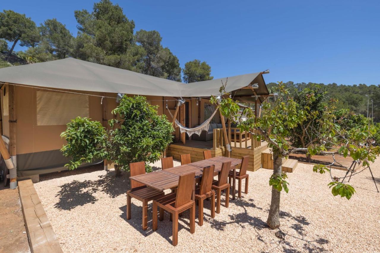 Oasis Villas Complex Cala Llonga  Esterno foto