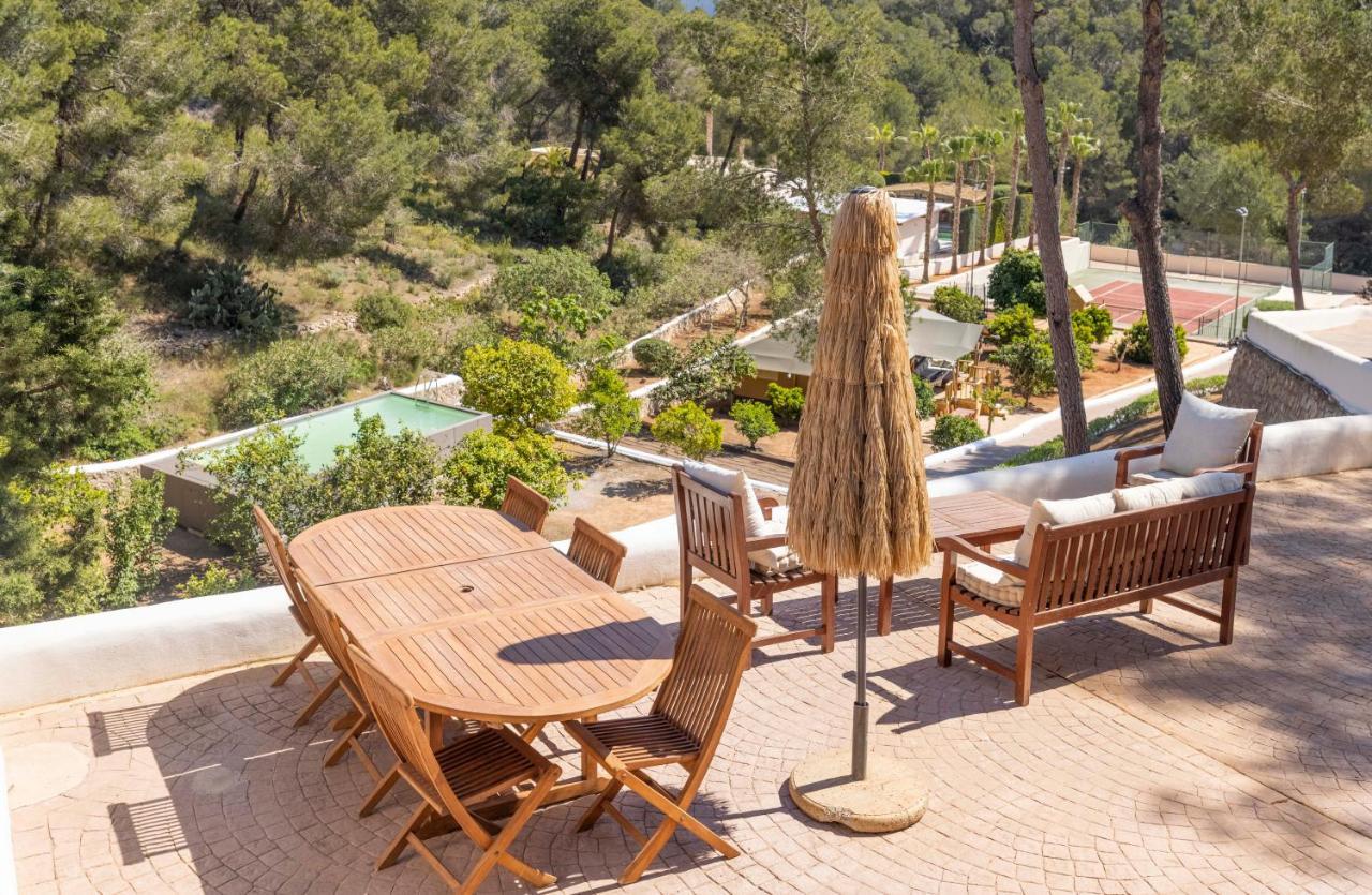 Oasis Villas Complex Cala Llonga  Esterno foto