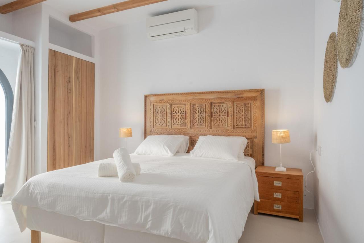 Oasis Villas Complex Cala Llonga  Esterno foto